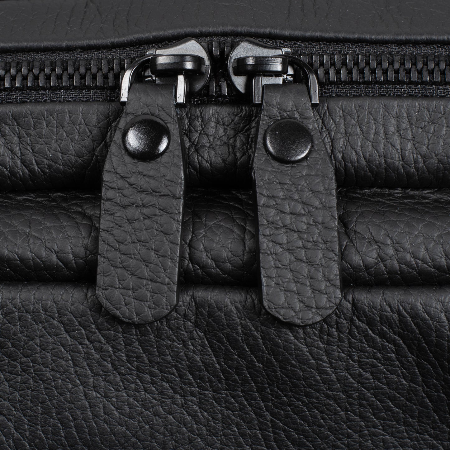 TORROSS™ Corner Bag