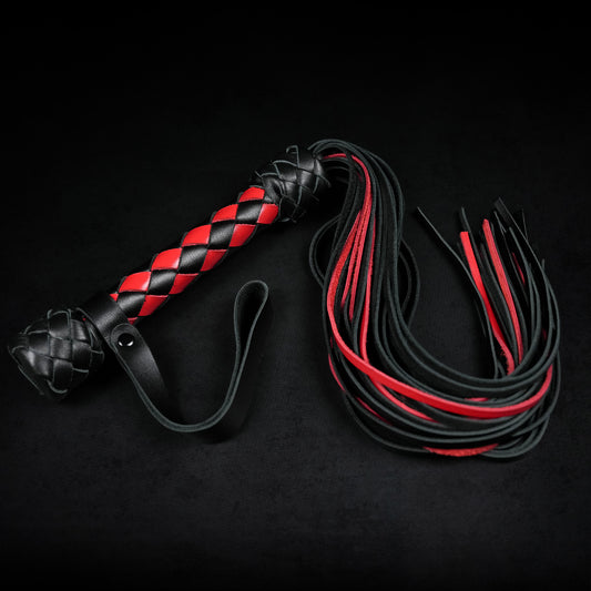 TORROSS™ Obsidian Vex Flogger