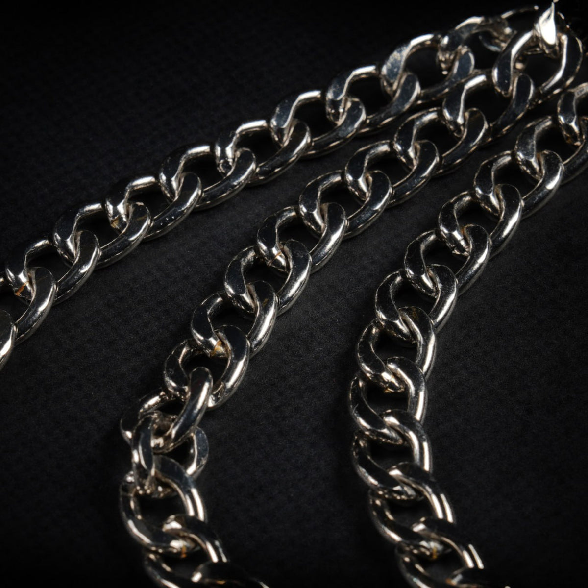 TORROSS™ Obsidian-Kettenhalsband